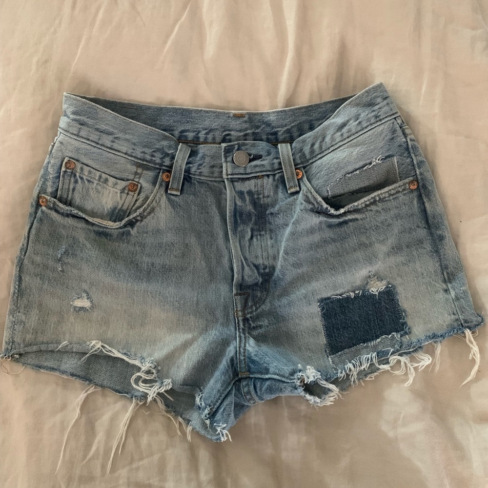 Levi’s 501 high waisted denim shorts